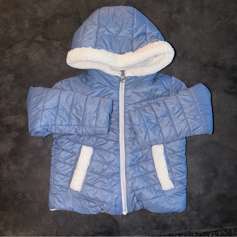 Michael Kors Girls Sherpa Lined Puffer Jacket Blue Size 5/6 - Picture 3 of 9